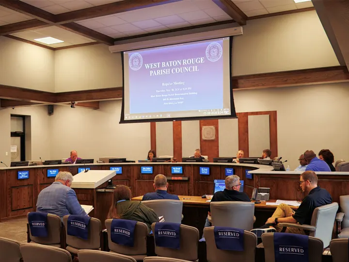 Parish Council blocks industrial rezoning near River Road daycare, approves equipment yard on Highway 1