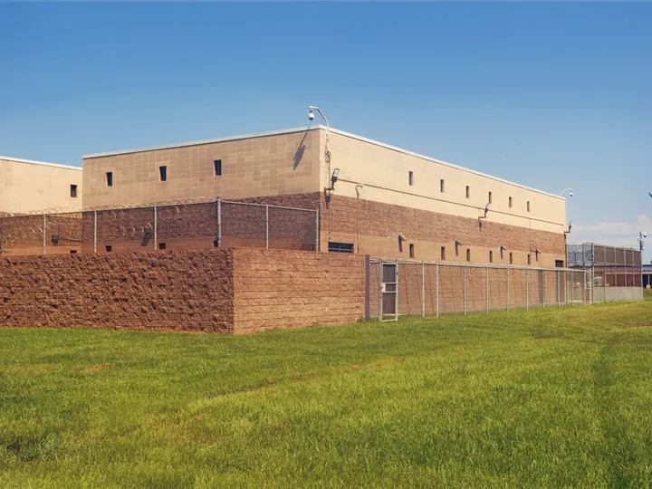 WBR Jail Warden Hired to Fix Drug Problem Resigns After New Death and Group Overdose