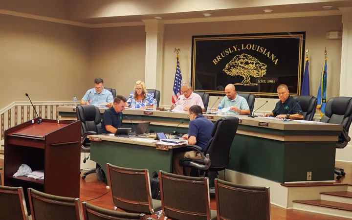 Brusly hires new officer from sheriff's office, closes out street overlay, and introduces rezoning