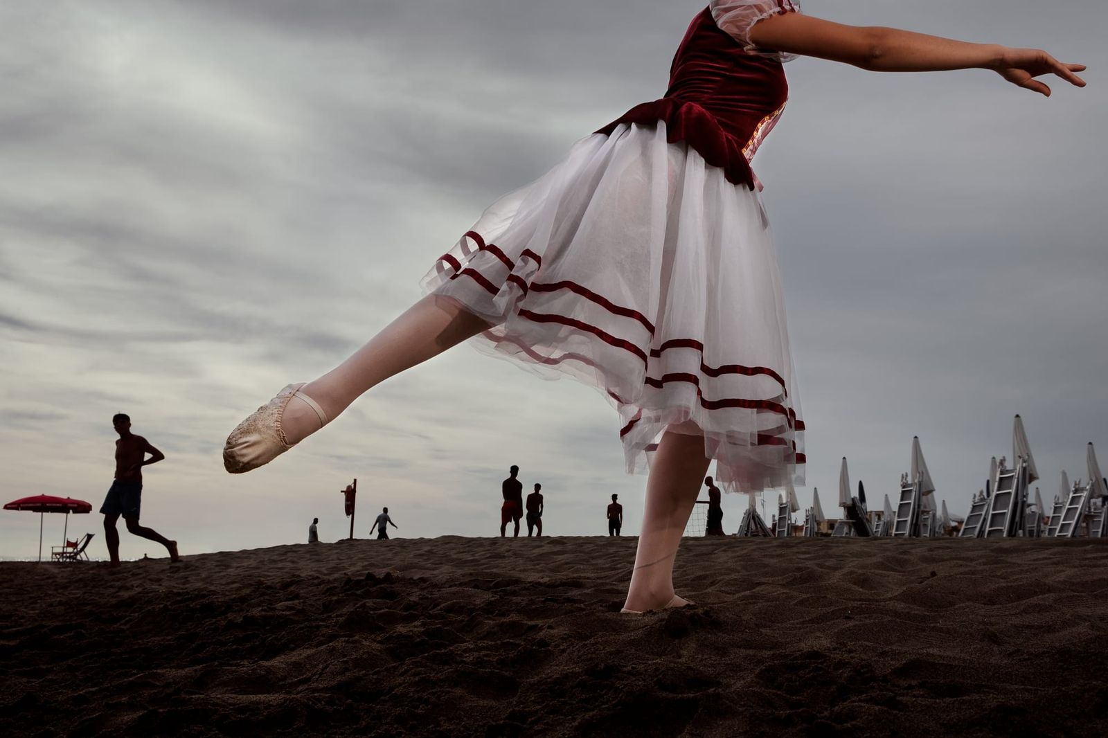 Ostia, un luogo, due fotografi: la mostra alla Daylight School