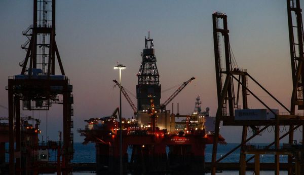 Exxon encerra posição em PUMP e COO da Fortinet vende $18 mi.
