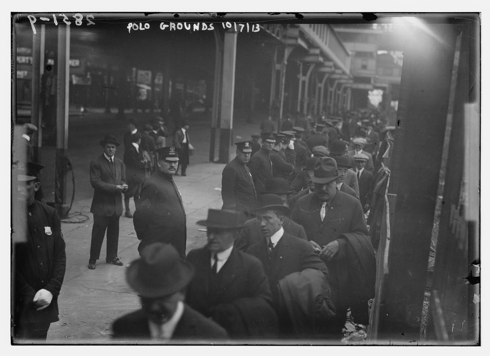 Fans at the Polo Grounds gates — in 1934, Brooklyn's came by the busload for revenge (Library of Congress, public domain)