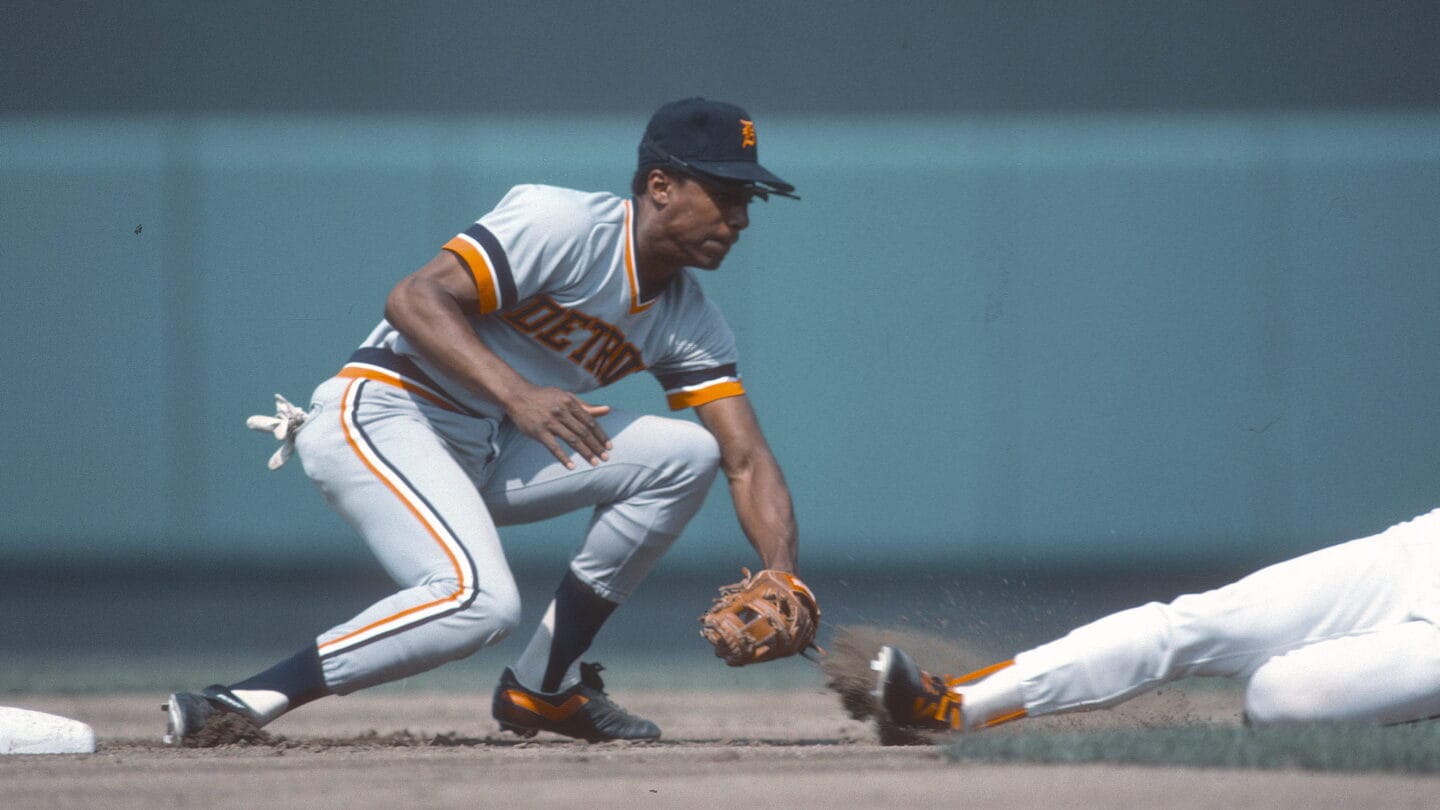Lou Whitaker at second base for the Tigers.