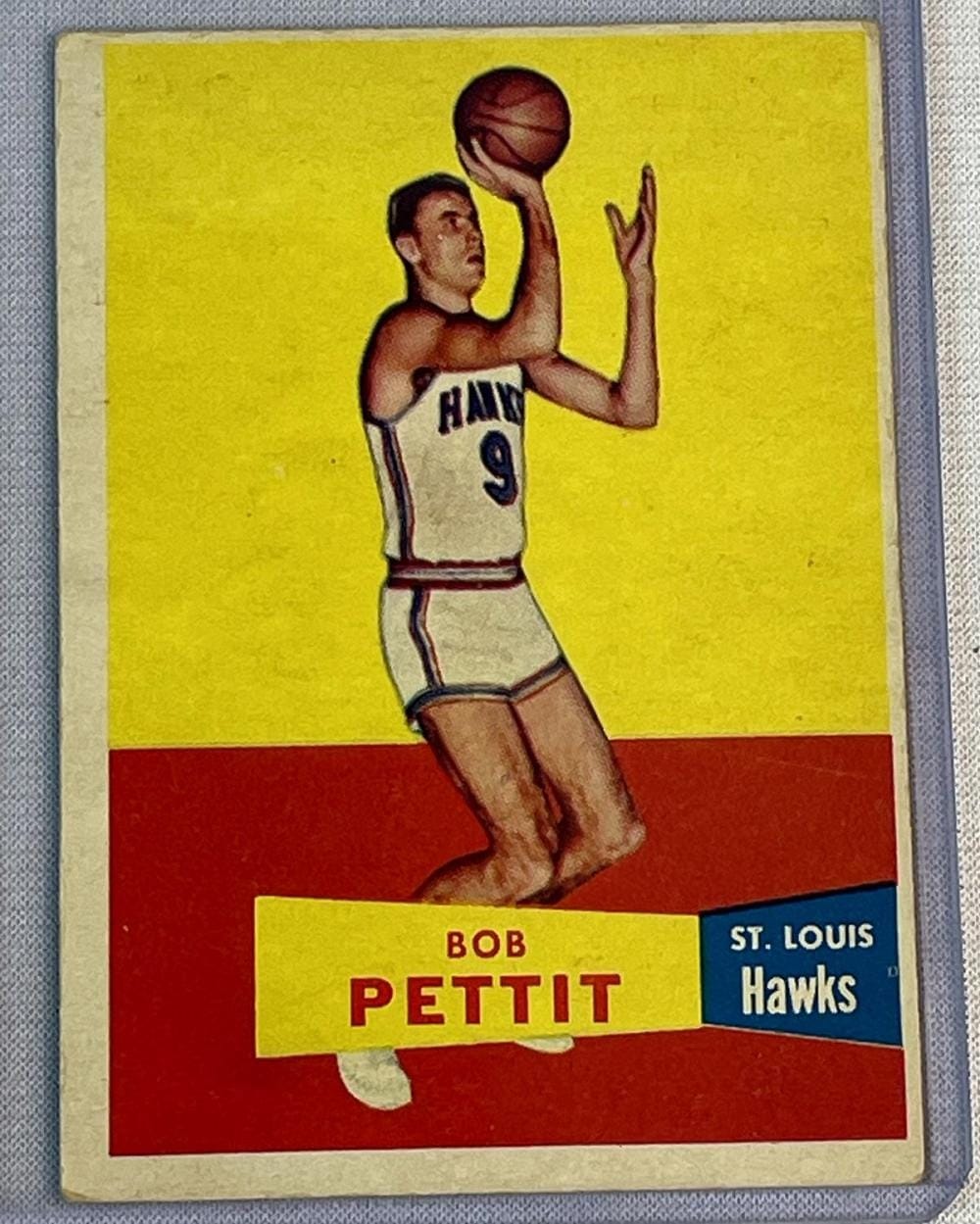 Pettit's 1957-58 Topps card, from the first basketball set Topps ever made.