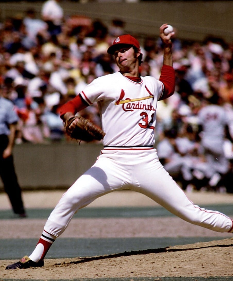 Carlton in the Cardinals' pullover uniform, circa 1971, his last season in St. Louis. (Photo © J. Warren.)
