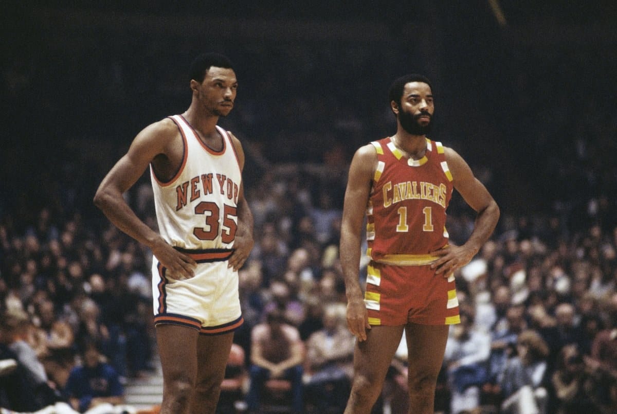 Clyde in Cavaliers wine and gold — against his old Knicks.