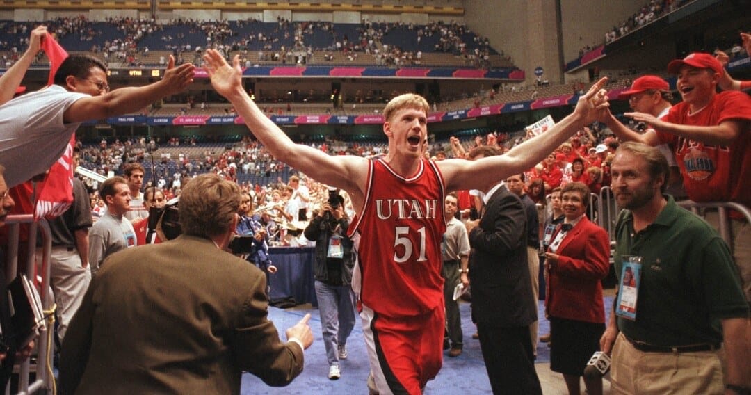 Utah celebrates its 65-59 win over North Carolina in the 1998 Final Four.