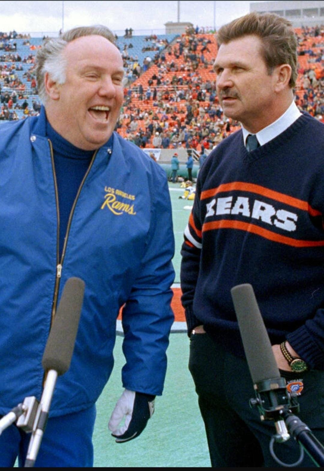 Ditka with Rams coach John Robinson.