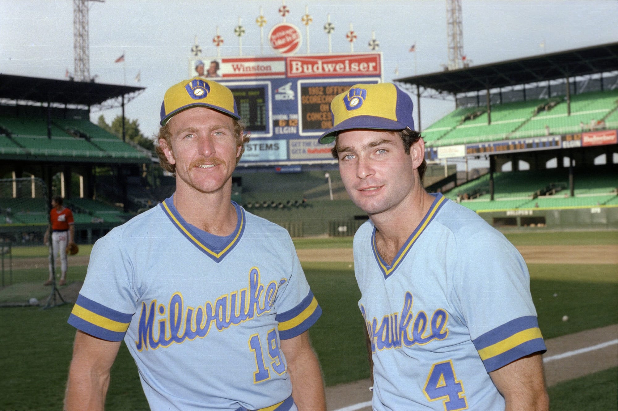 Yount and Paul Molitor at County Stadium.