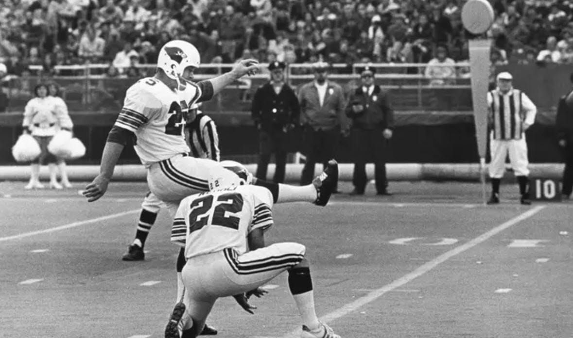 On This Date: Jim Bakken Kicks 7 Field Goals and Outscores the Steelers by Himself (Sept. 24, 1967)
