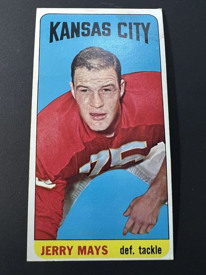 1965 Topps tallboy football card