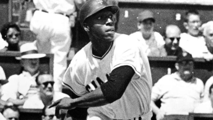 Willie McCovey swinging for the San Francisco Giants