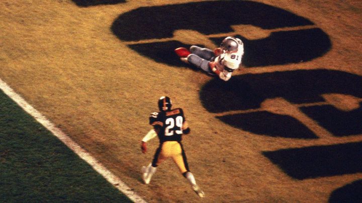 Jackie Smith on the end zone turf after his drop in Super Bowl XIII