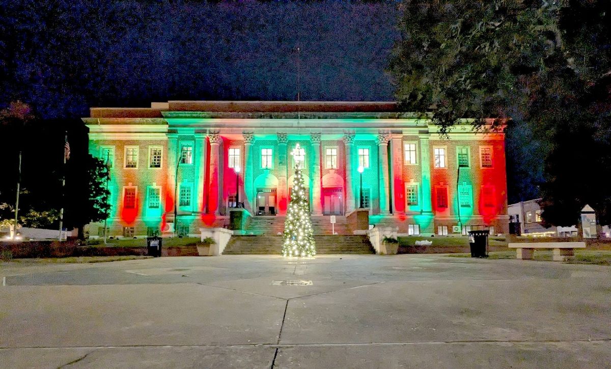 🎄 Marksville's Magical Christmas Tree Lighting Returns! 🎉