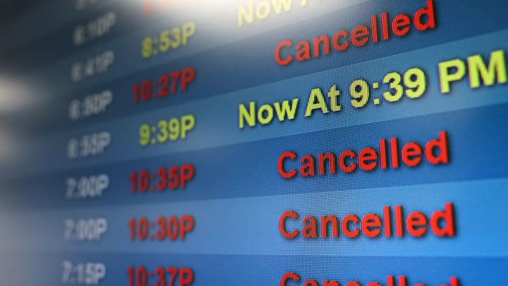 Government Shutdown Causes Flight Delays Due to Air Traffic Controller Shortages