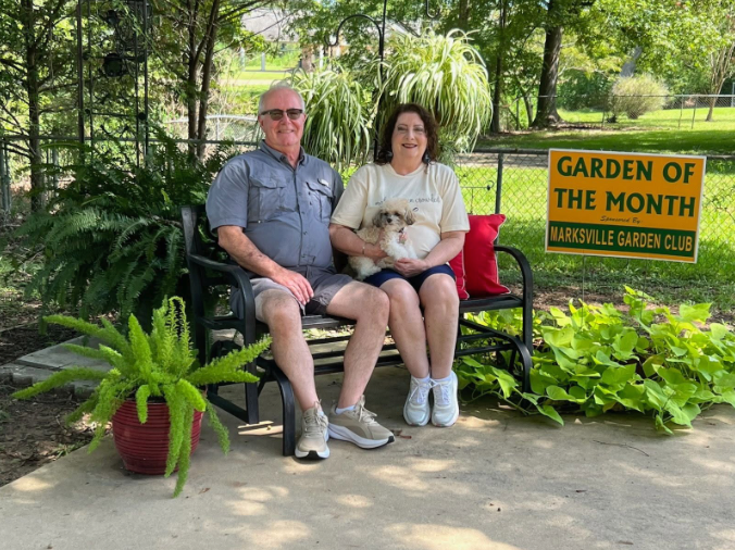 Guilbeaus receive September Garden of the Month Honor!