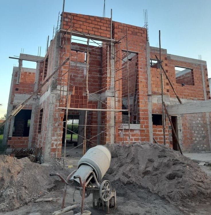 ¿Puede reactivarse la construcción solo con inversión privada?