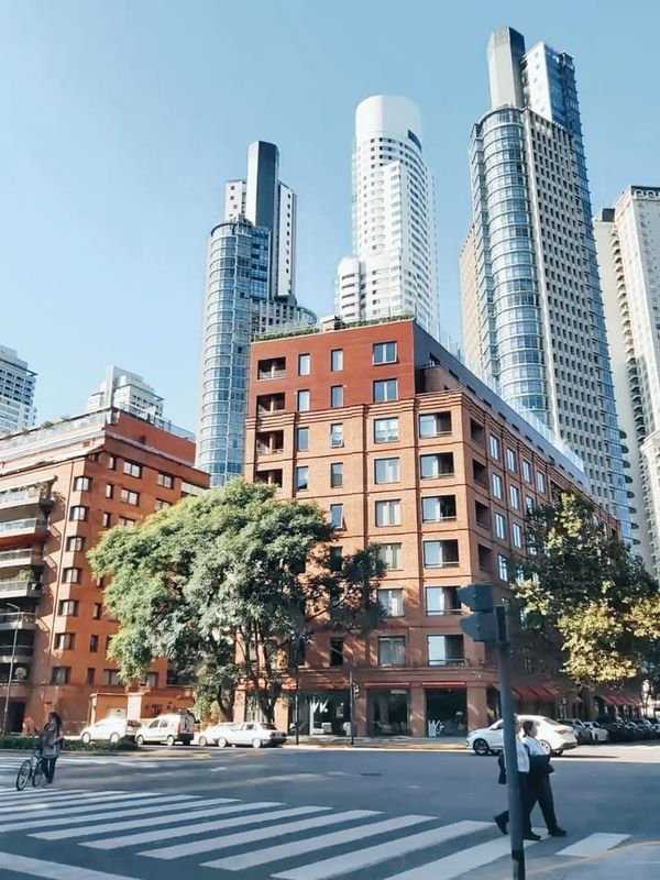 ¿Puerto Madero no tiene techo? El barrio porteño que sigue rompiendo récords de precios