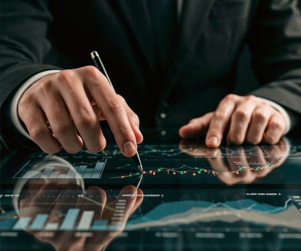¿Cualquiera podrá operar inmuebles? El debate que divide al mercado bonaerense