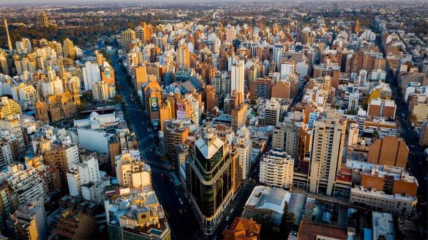 De zonas de paso a barrios buscados: la reconversión que atrae nuevos vecinos