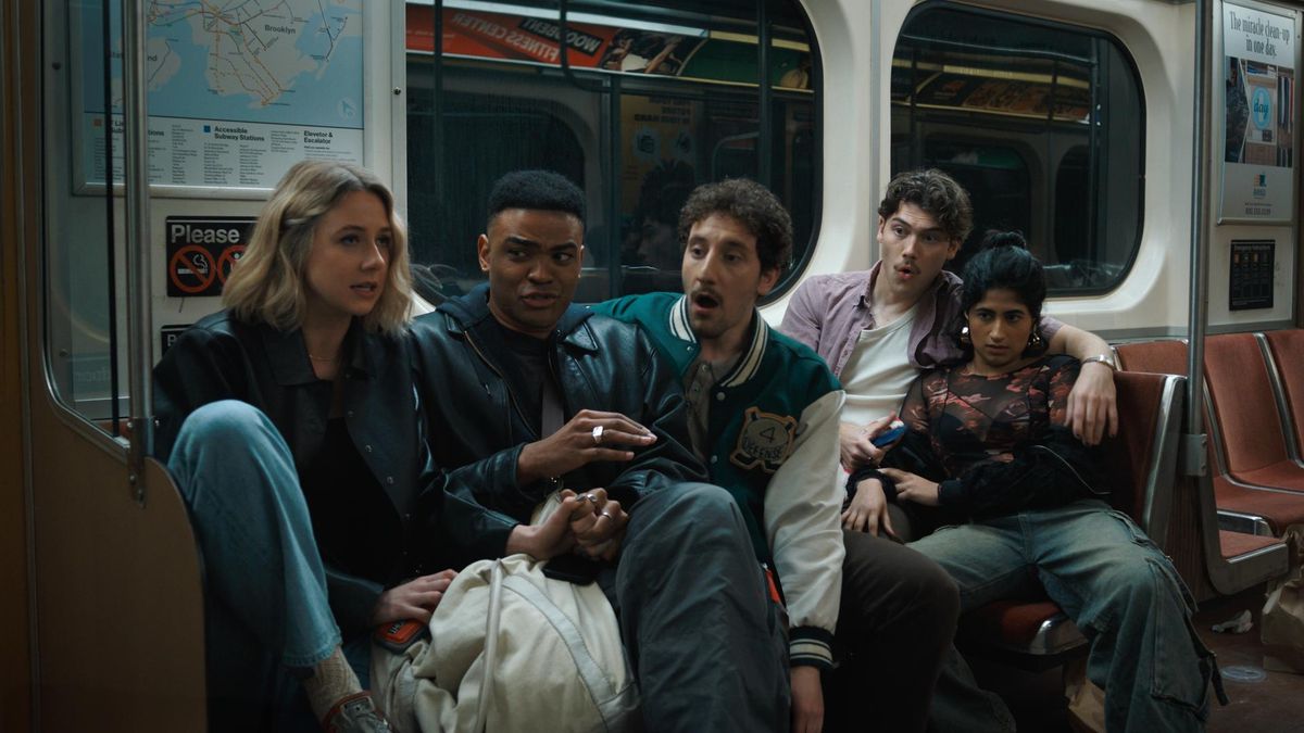 The eternal, beautiful stasis of the twentysomething hangout sitcom