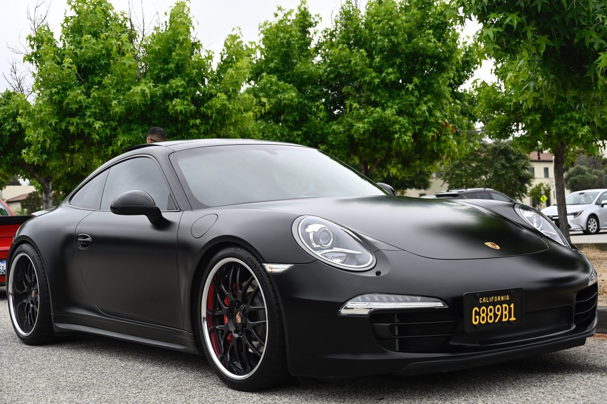 Super Sunday Car Show in Woodland Hills