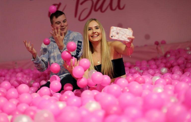 The Selfie Factory helps Instagrammers lift their selfie game