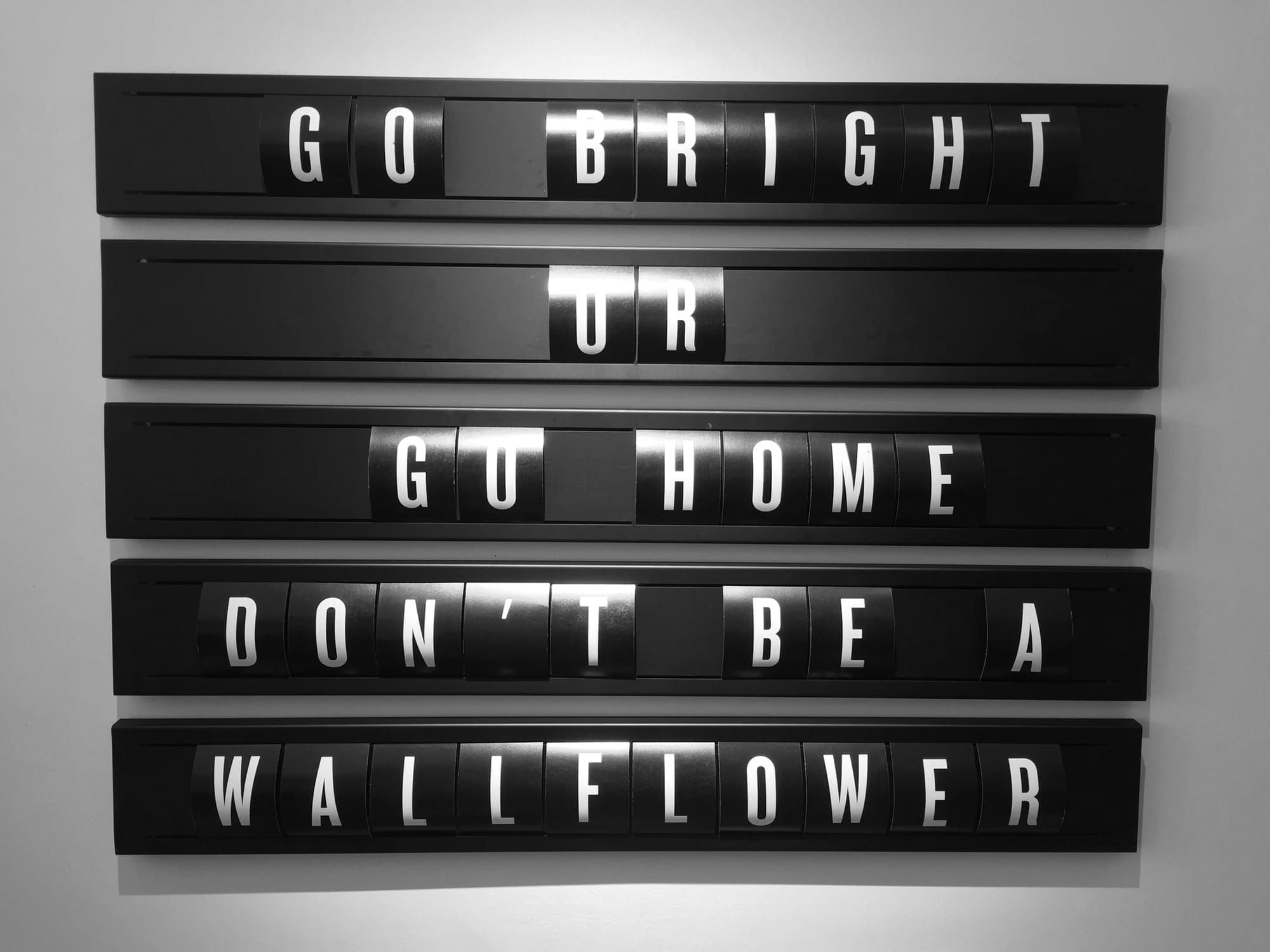 Why most clothing brands are going the Lululemon way