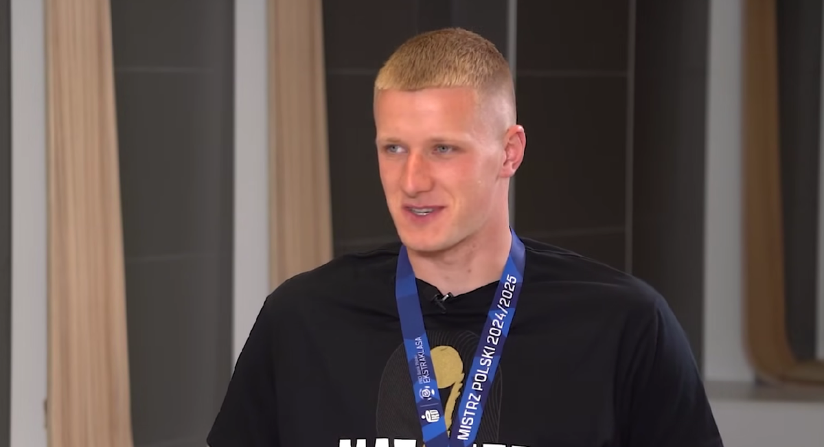 Wiadomo, czemu Mrozek nie zagrał z Pogonią. Został... pogryziony przez psa Zdjęcie główne wpisu
