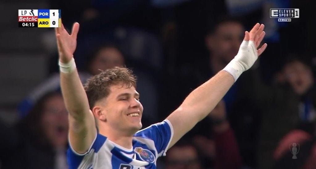 Pietuszewski najlepszy z Polaków w FC Porto! Prasa nadal zachwyca się 17-latkiem Zdjęcie główne wpisu