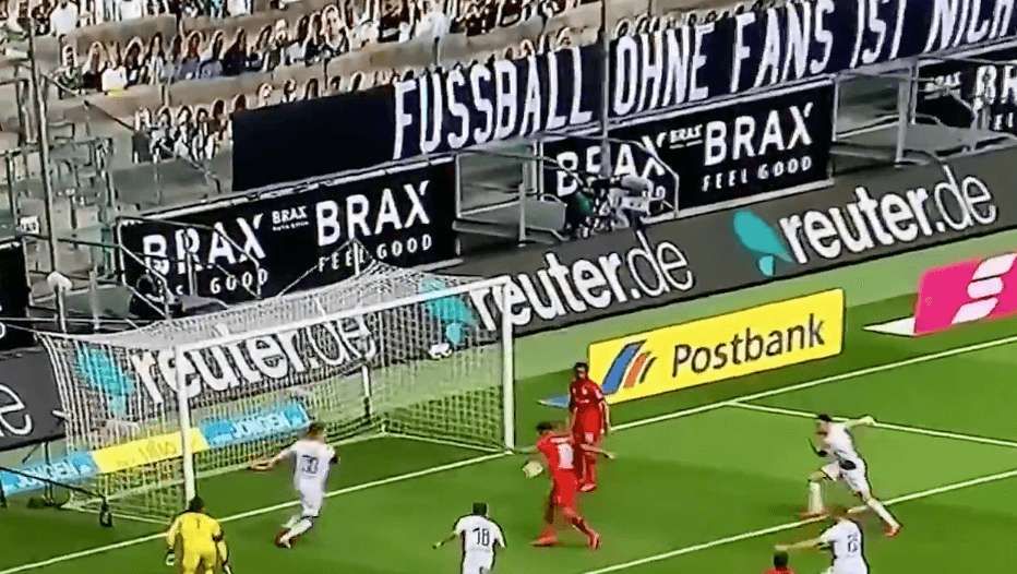 Fatalne pudło w meczu Moenchengladbach – Bayer [WIDEO] Zdjęcie główne wpisu