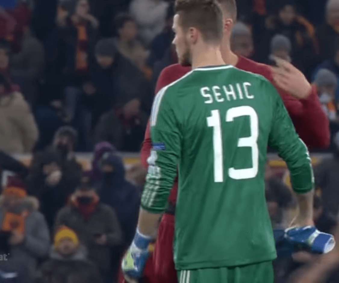 Legia pozyska nowego bramkarza? Jest reprezentantem swojego kraju! Zdjęcie główne wpisu
