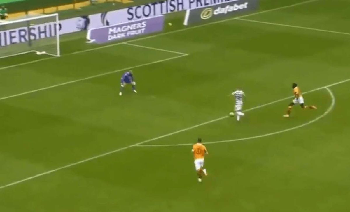 Patryk Klimala marnuje dwie fantastyczne okazje. Sam nie mógł w to uwierzyć [WIDEO] Zdjęcie główne wpisu