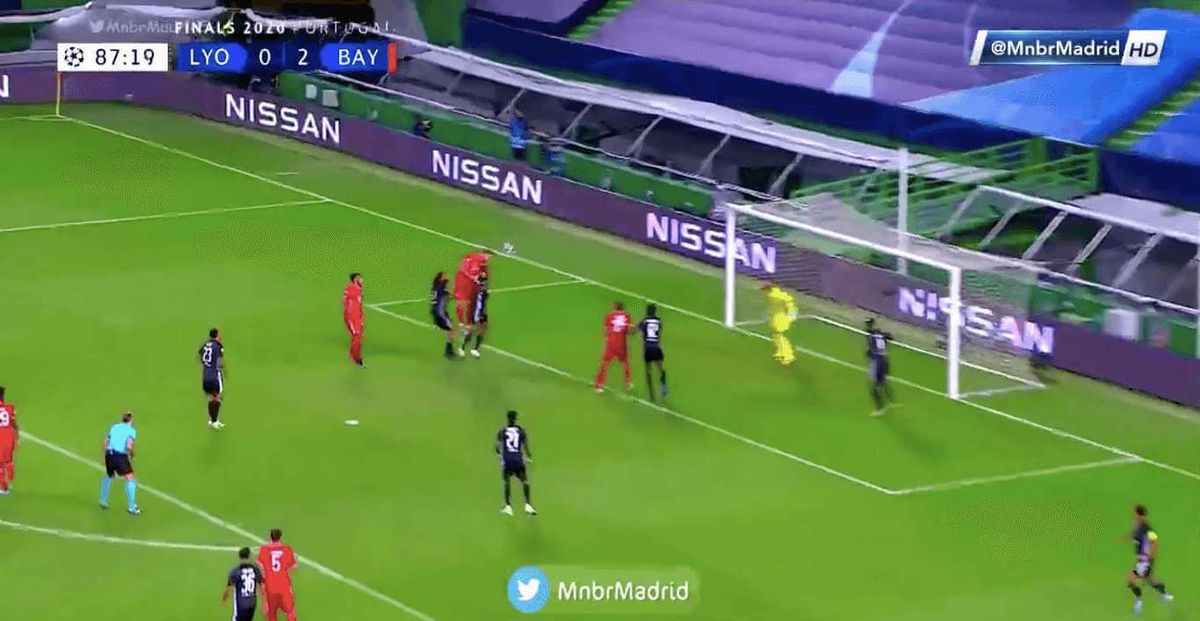 Lewandowski w końcu strzela! Bayern melduje się w finale! [WIDEO] Zdjęcie główne wpisu