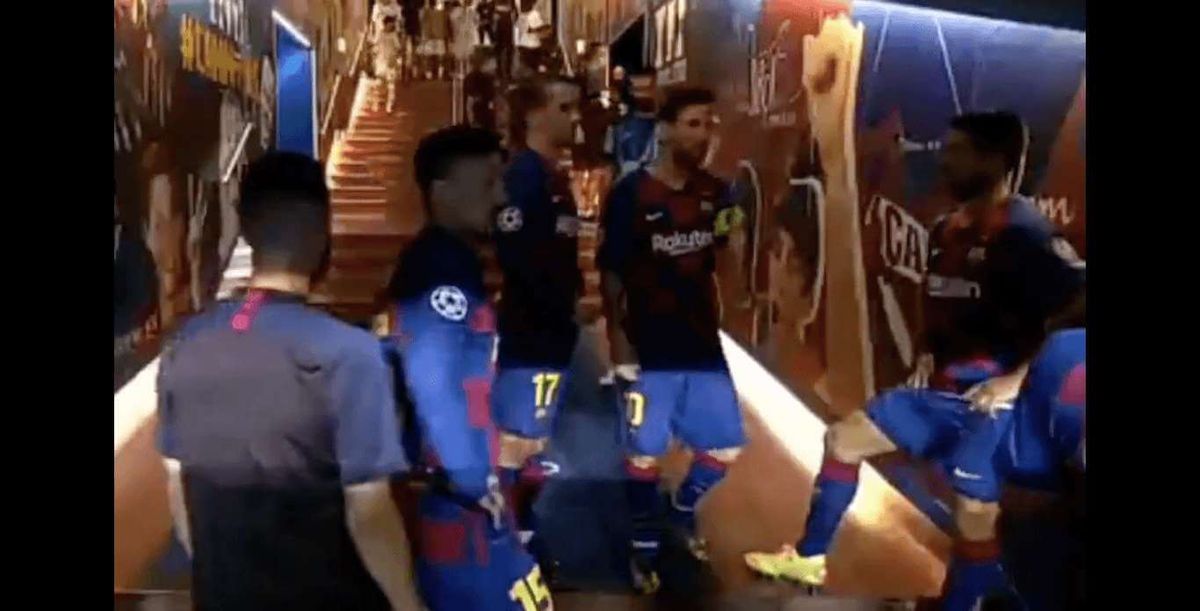 Tak piłkarze Barcelony motywowali się przed drugą połową z Napoli [WIDEO] Zdjęcie główne wpisu