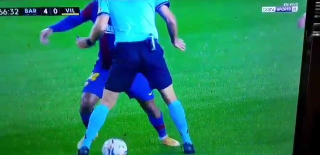 Coutinho założył „siatkę”… sędziemu! [WIDEO] Zdjęcie główne wpisu