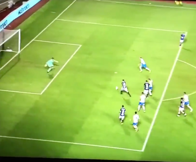 Lech Poznań prowadzi z Apollonem! Piękny gol Tiby Zdjęcie główne wpisu