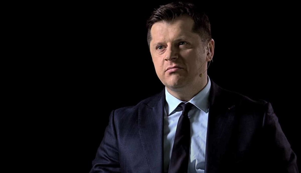 Cezary Kucharski „znajduje się w bardzo ciężkim stanie”. Od piątku walczy o życie Zdjęcie główne wpisu