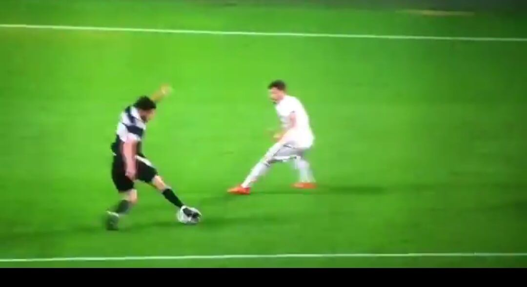 Piłkarz Qarabagu zabawił się z obroną Legii. Przegrywamy już 2:0 [WIDEO] Zdjęcie główne wpisu