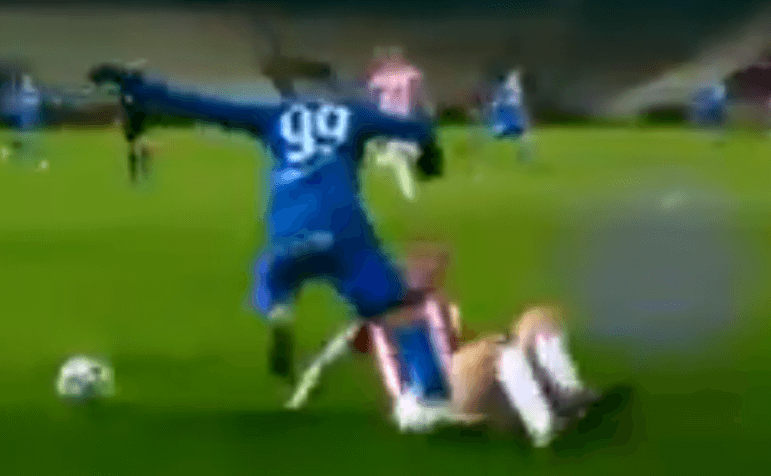 Kontrowersja w derbach Krakowa. Wisła prowadzi po golu z rzutu karnego [WIDEO] Zdjęcie główne wpisu