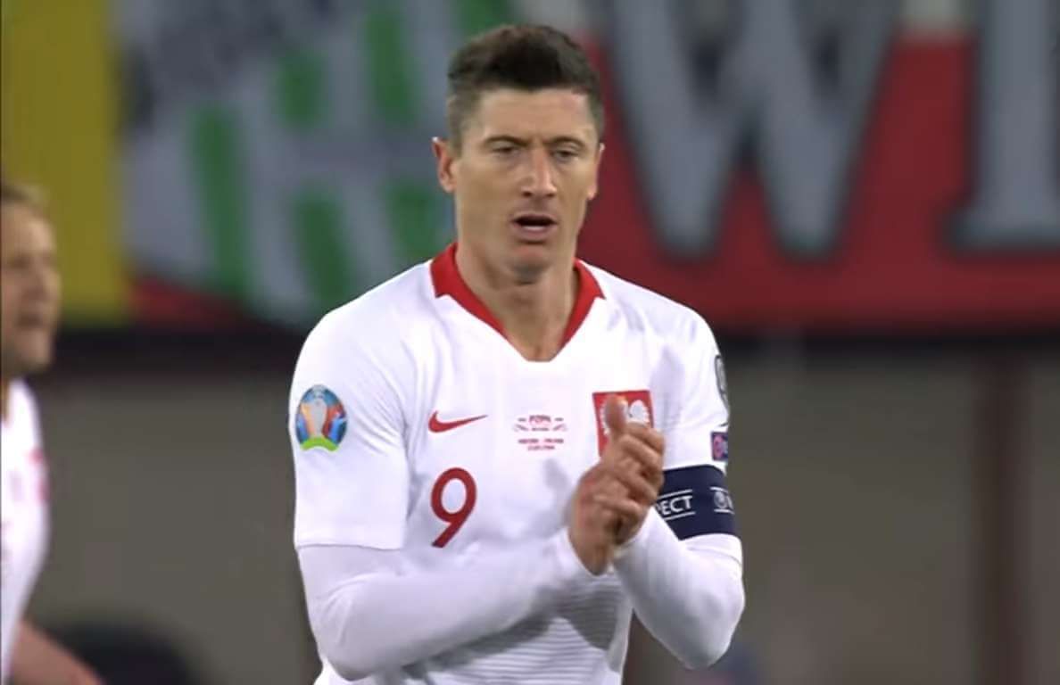 Mocne słowa Hiszpanów przed meczem o Lewandowskim. „Nasi obrońcy go pożrą” Zdjęcie główne wpisu