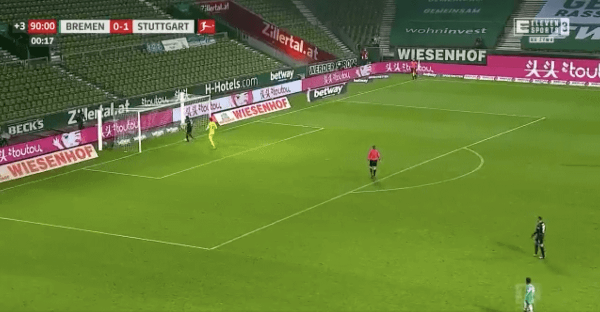 Piłkarz obejrzał żółtą kartkę za strzelenie gola. Niecodzienna sytuacja w Bundeslidze [WIDEO] Zdjęcie główne wpisu