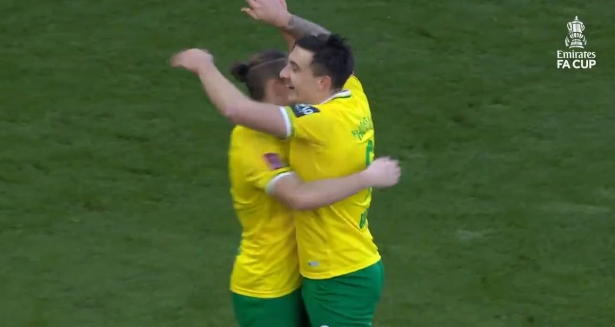 Płacheta i Grosicki z asystami w FA CUP! Zmienne szczęście drużyn Polaków [WIDEO] Zdjęcie główne wpisu