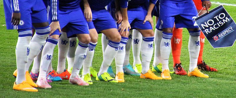 Wiadomo, czemu Chelsea zachowała loga sponsorów. Tragiczna sytuacja klubu Zdjęcie główne wpisu