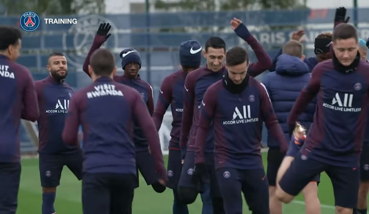 PSG przeczesuje rynek transferowy. Francuski klub może sięgnąć po piłkarza Juventusu Zdjęcie główne wpisu