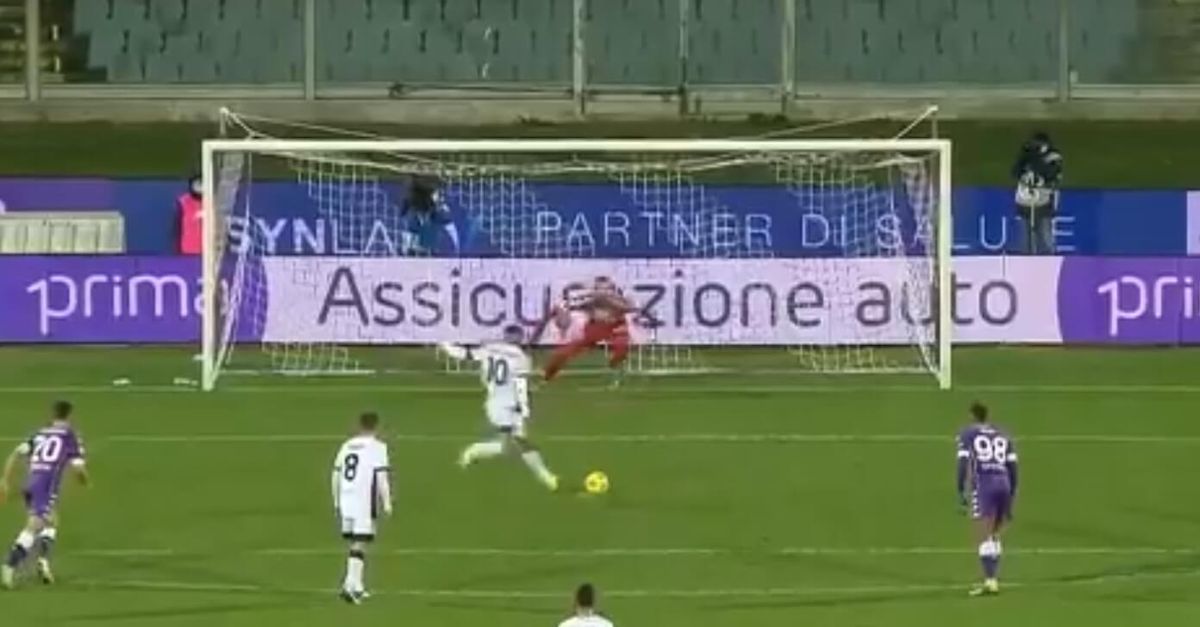 Bartłomiej Drągowski ze świetną interwencją. Obronił karnego Joao Pedro! [WIDEO] Zdjęcie główne wpisu