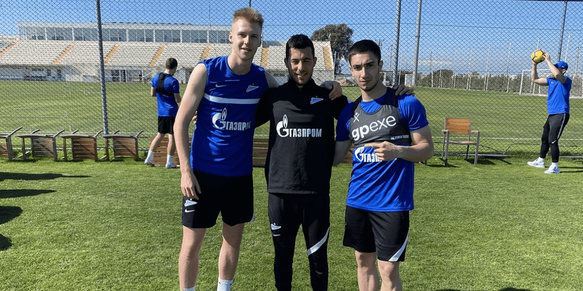 Niebywała postawa piłkarzy i trenera Zenitu! Uratowali mężczyznę z płonącego budynku Zdjęcie główne wpisu