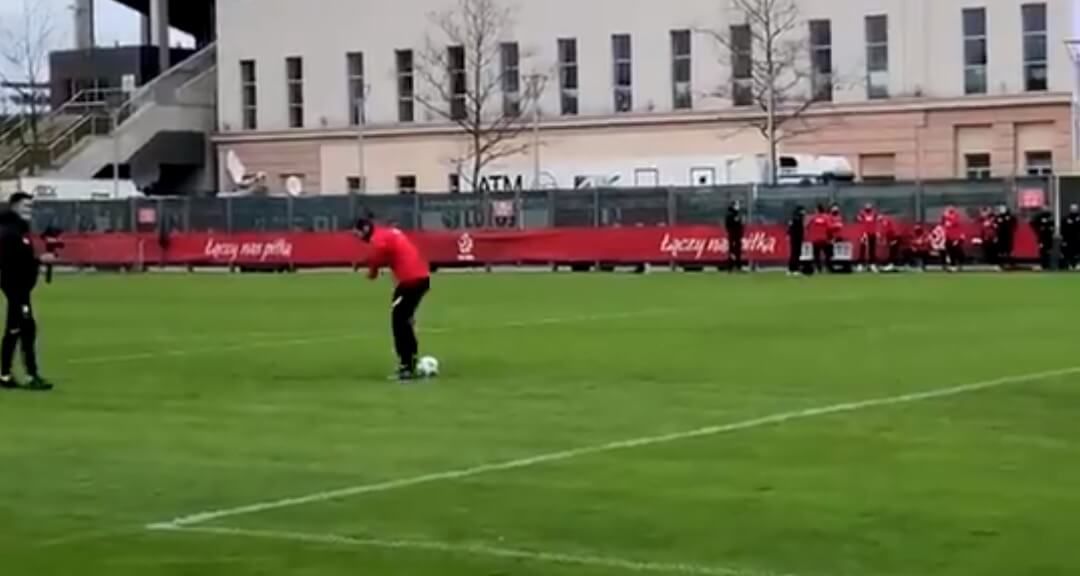 Grzegorz Krychowiak i Wojciech Szczęsny zmierzyli się w rzutach karnych [WIDEO] Zdjęcie główne wpisu