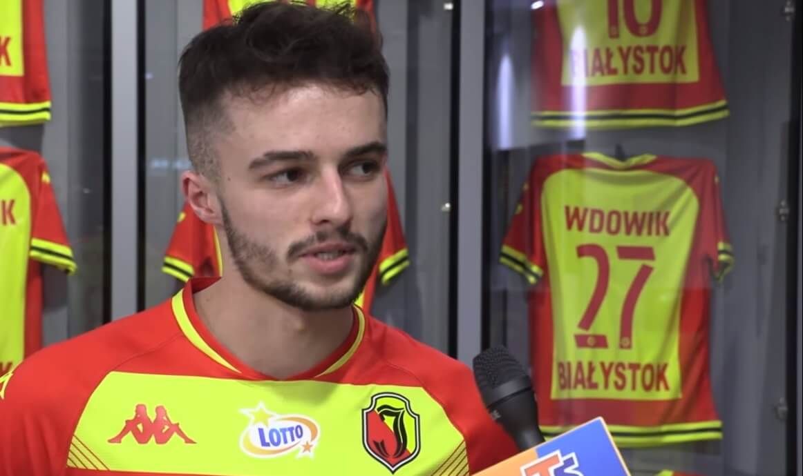 Piłkarz Jagiellonii rozbił auto i uciekał przed policją. Mógł być pod wpływem środków odurzających Zdjęcie główne wpisu