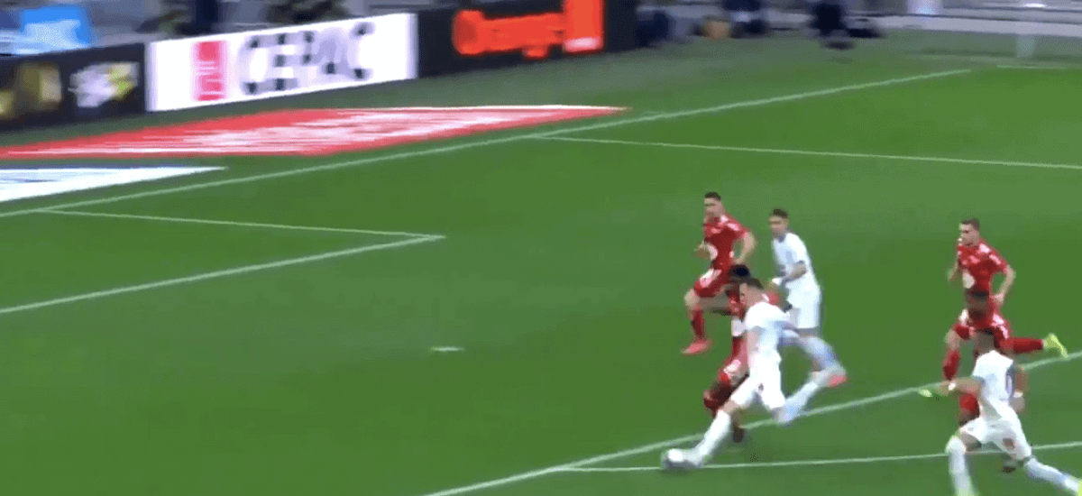 Milik do szatni! Olympique Marsylia na prowadzeniu [WIDEO] Zdjęcie główne wpisu